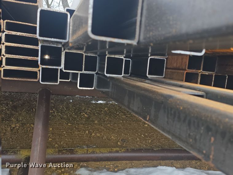 image for item NI9439 (39) pieces of steel