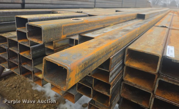 image for item NI9445 (47) pieces of steel