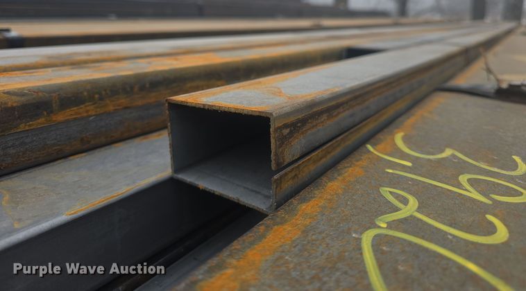 image for item NI9445 (47) pieces of steel