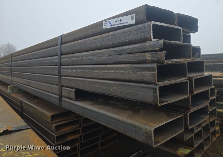 image for item NI9447 (32) pieces of steel