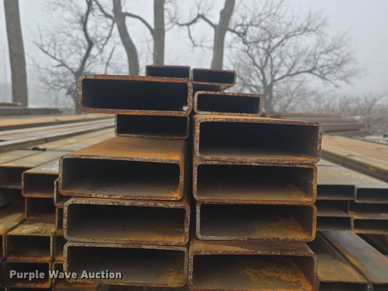 image for item NI9447 (32) pieces of steel