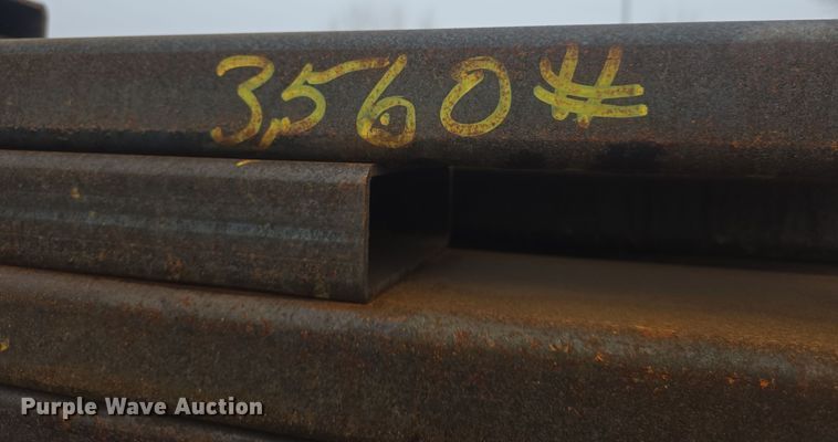 image for item NI9447 (32) pieces of steel