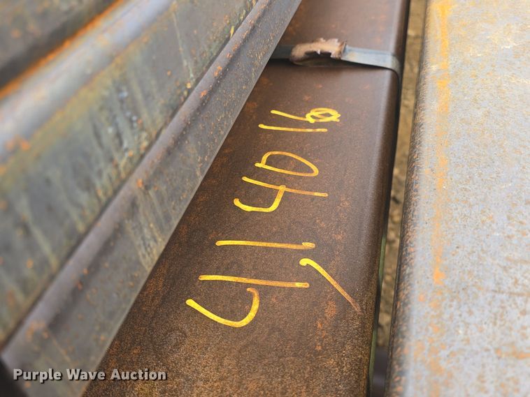 image for item NI9447 (32) pieces of steel