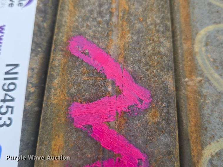 image for item NI9453 (38) pieces of steel