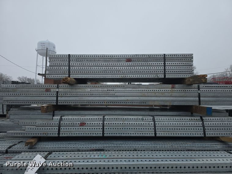 image for item NI9459 Approximately 825 pieces of perforated tubing