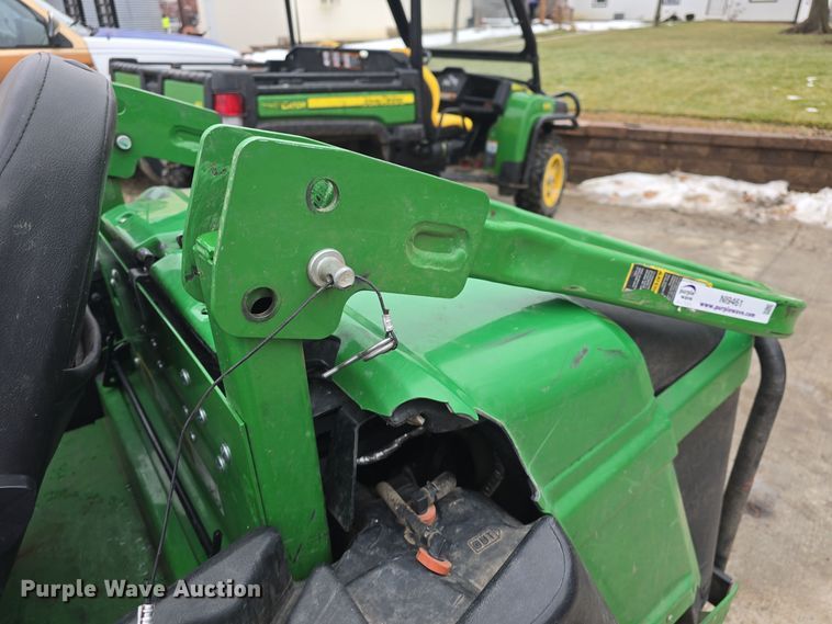 image for item NI9461 John Deere Z997R ZTR lawn mower