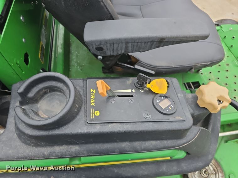 image for item NI9461 John Deere Z997R ZTR lawn mower