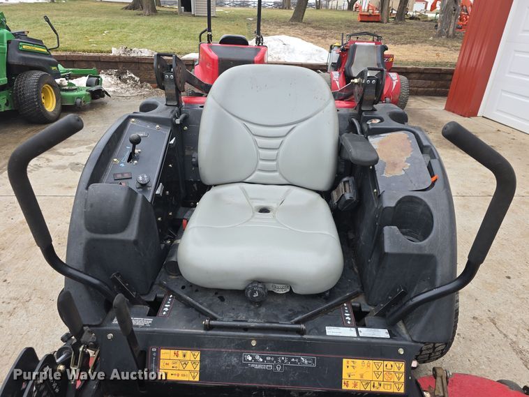 image for item NI9462 Toro Groundsmaster 7200 ZTR lawn mower