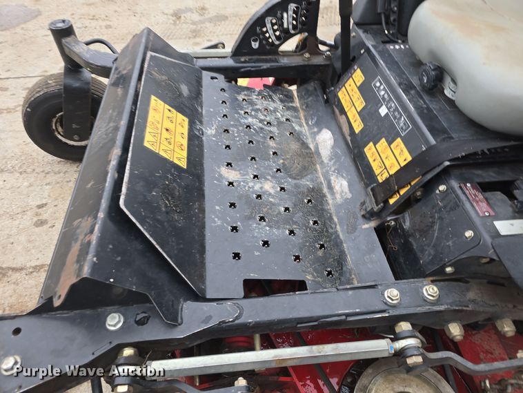 image for item NI9463 Toro Groundsmaster 7200 ZTR lawn mower