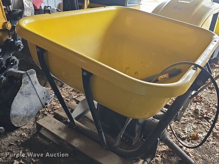 image for item NI9469 Land Pride spreader