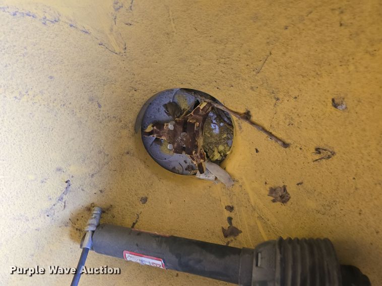 image for item NI9469 Land Pride spreader