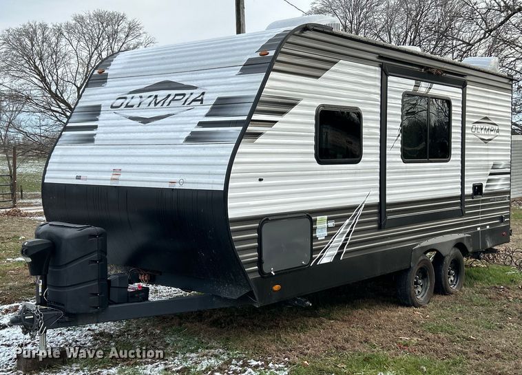 image for item NJ9734 2022 Highland Ridge Olympia camper