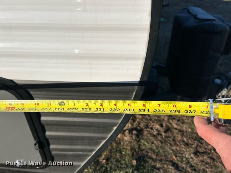 image for item NJ9734 2022 Highland Ridge Olympia camper