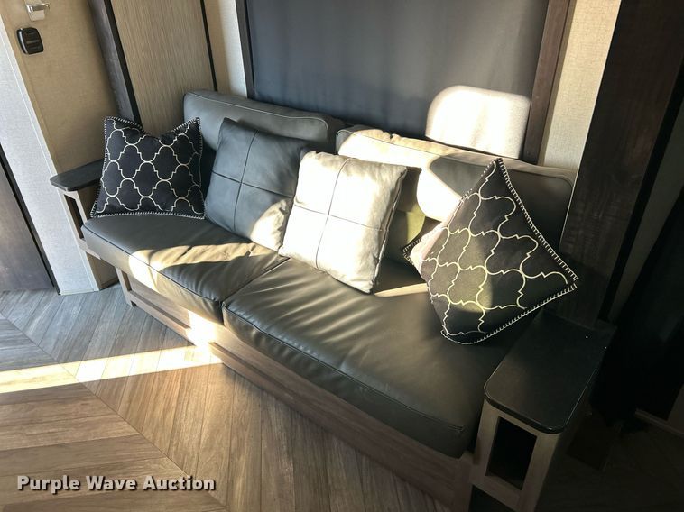 image for item NJ9734 2022 Highland Ridge Olympia camper