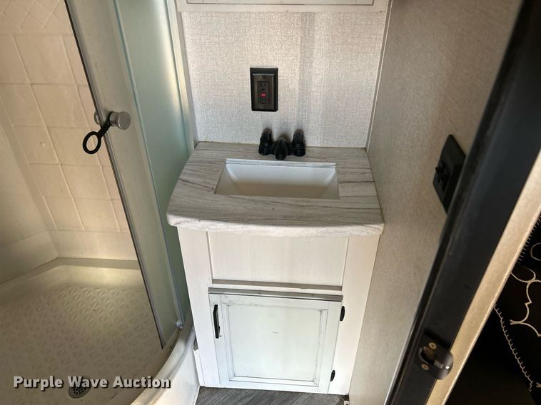 image for item NJ9734 2022 Highland Ridge Olympia camper