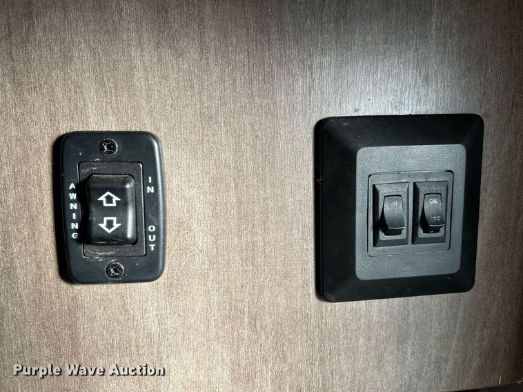 image for item NJ9734 2022 Highland Ridge Olympia camper