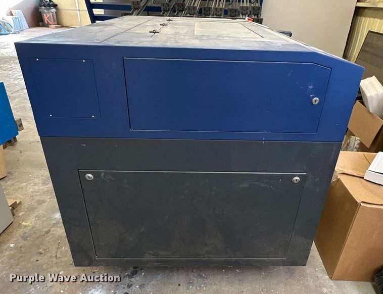 image for item NQ9165 Full Spectrum laser engraving cutting machine