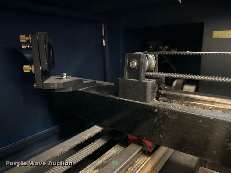 image for item NQ9165 Full Spectrum laser engraving cutting machine