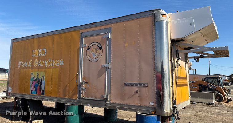 image for item OK9521 2003 Morgan GVSR09122096 refrigerated box bed 