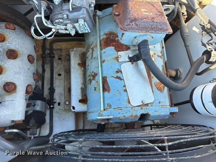 image for item OK9521 2003 Morgan GVSR09122096 refrigerated box bed 