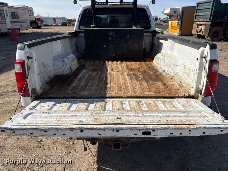 image for item OK9523 2013 Ford F350 Super Duty XL Crew Cab pickup truck