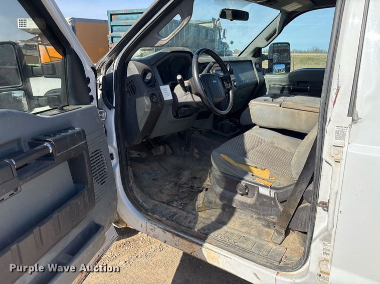 image for item OK9523 2013 Ford F350 Super Duty XL Crew Cab pickup truck