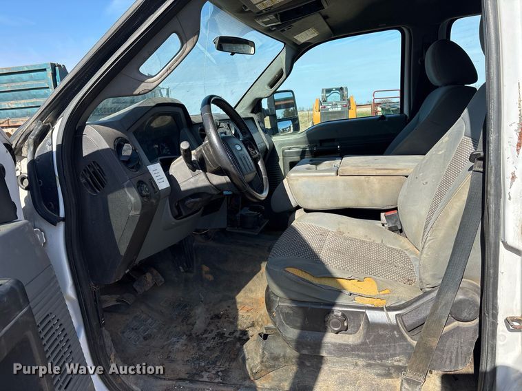 image for item OK9523 2013 Ford F350 Super Duty XL Crew Cab pickup truck