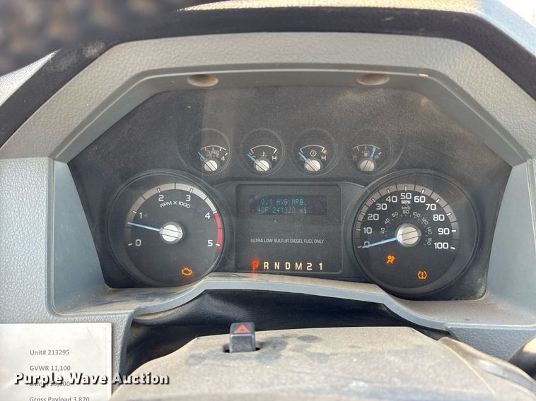 image for item OK9523 2013 Ford F350 Super Duty XL Crew Cab pickup truck