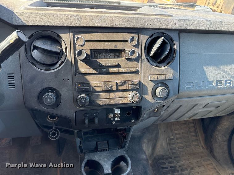 image for item OK9523 2013 Ford F350 Super Duty XL Crew Cab pickup truck