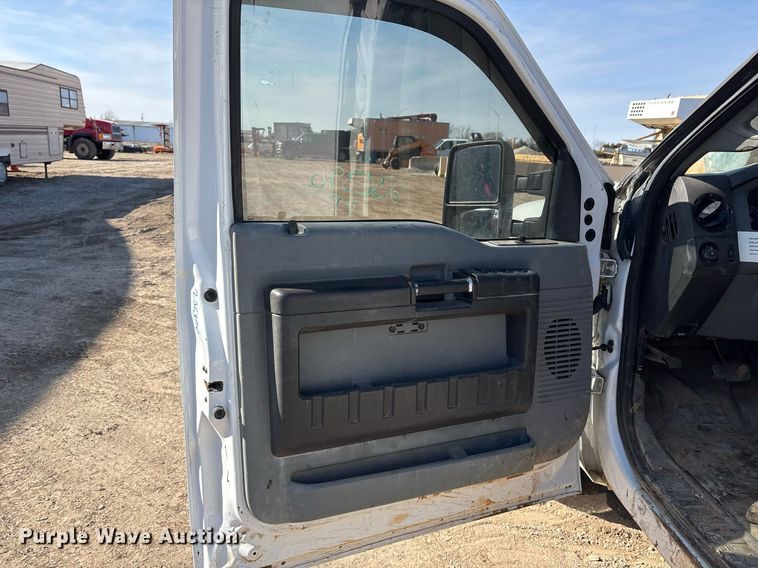 image for item OK9523 2013 Ford F350 Super Duty XL Crew Cab pickup truck