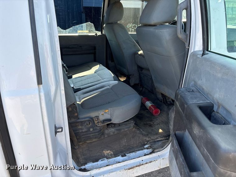 image for item OK9523 2013 Ford F350 Super Duty XL Crew Cab pickup truck