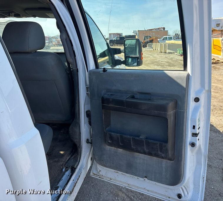 image for item OK9523 2013 Ford F350 Super Duty XL Crew Cab pickup truck