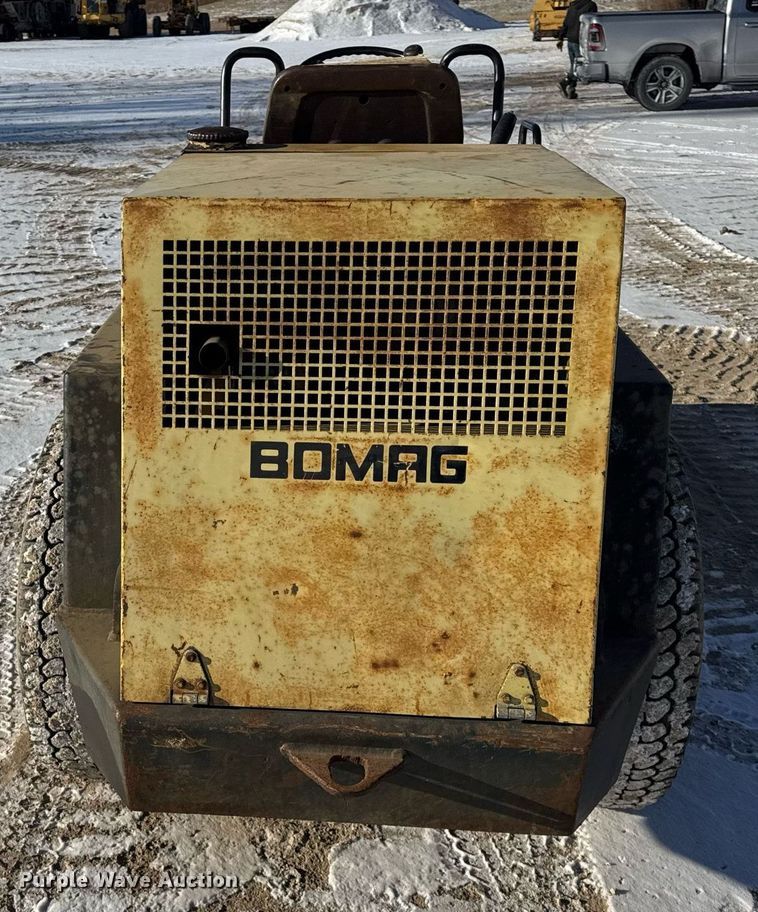 image for item DH9759 1991 Bomag BW122 D single drum roller