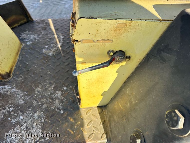 image for item DH9759 1991 Bomag BW122 D single drum roller