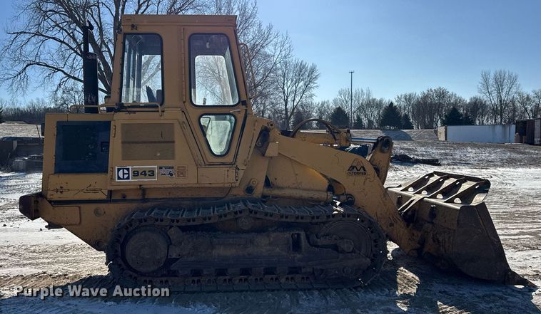 image for item DH9760 1986 Caterpillar 943 track loader