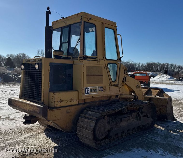 image for item DH9760 1986 Caterpillar 943 track loader
