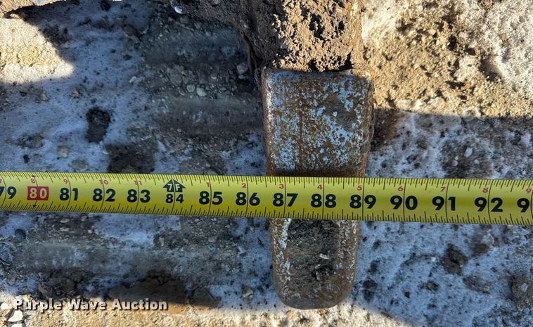 image for item DH9760 1986 Caterpillar 943 track loader