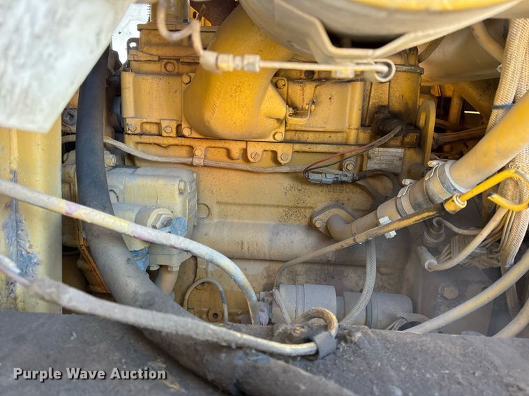 image for item DH9760 1986 Caterpillar 943 track loader