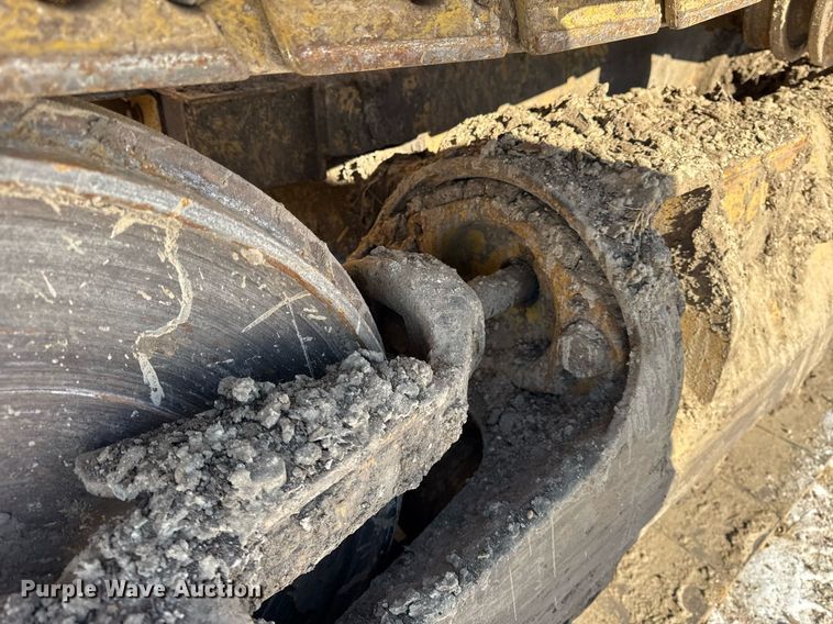 image for item DH9760 1986 Caterpillar 943 track loader