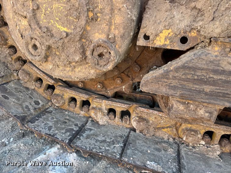 image for item DH9760 1986 Caterpillar 943 track loader