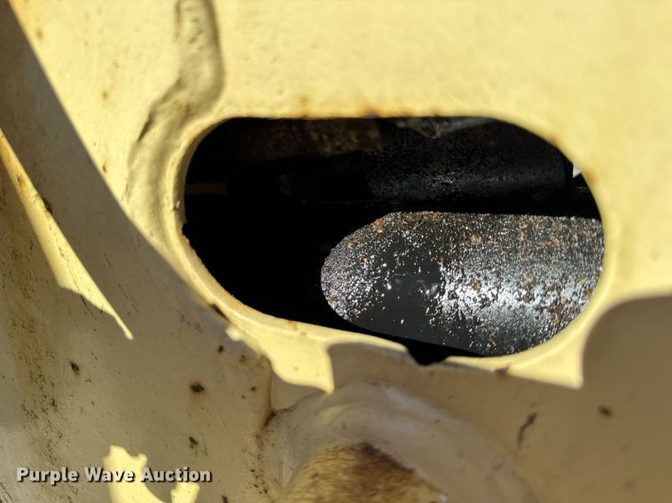 image for item DH9788 1999 JLG 80HX boom lift