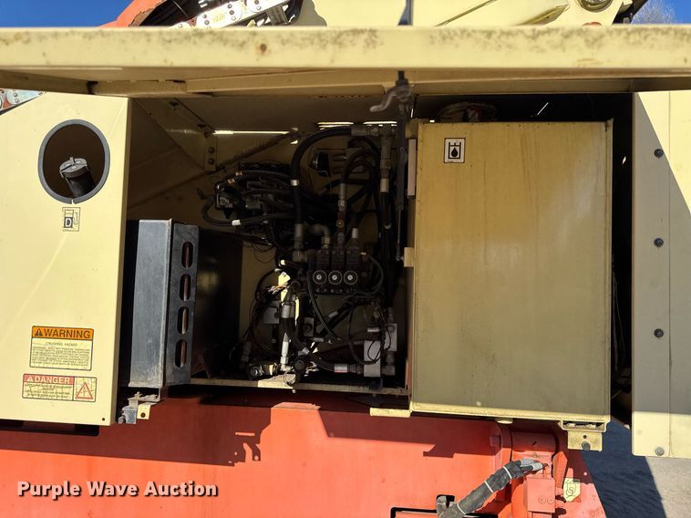 image for item DH9788 1999 JLG 80HX boom lift