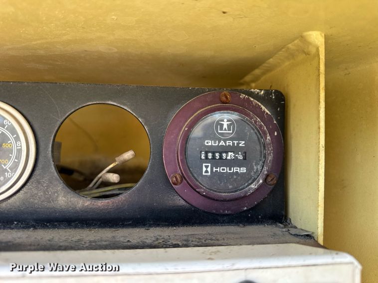 image for item DH9788 1999 JLG 80HX boom lift