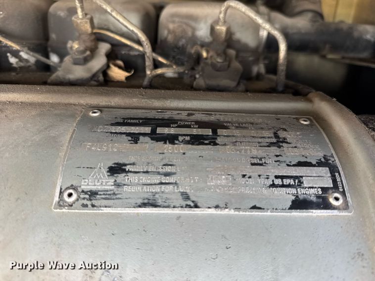 image for item DH9788 1999 JLG 80HX boom lift