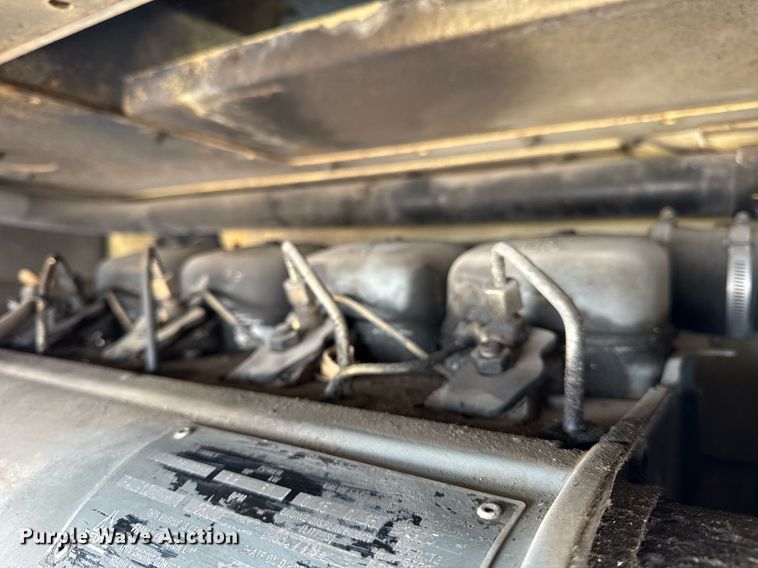 image for item DH9788 1999 JLG 80HX boom lift