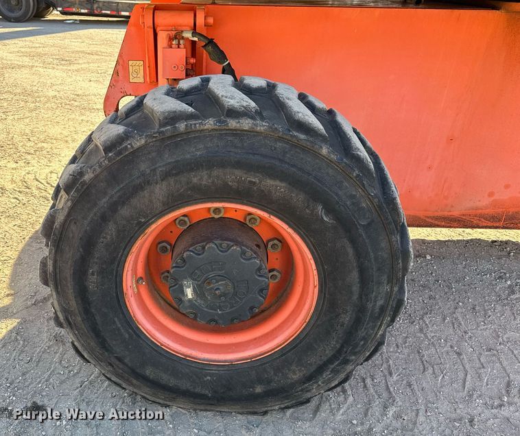 image for item DH9788 1999 JLG 80HX boom lift