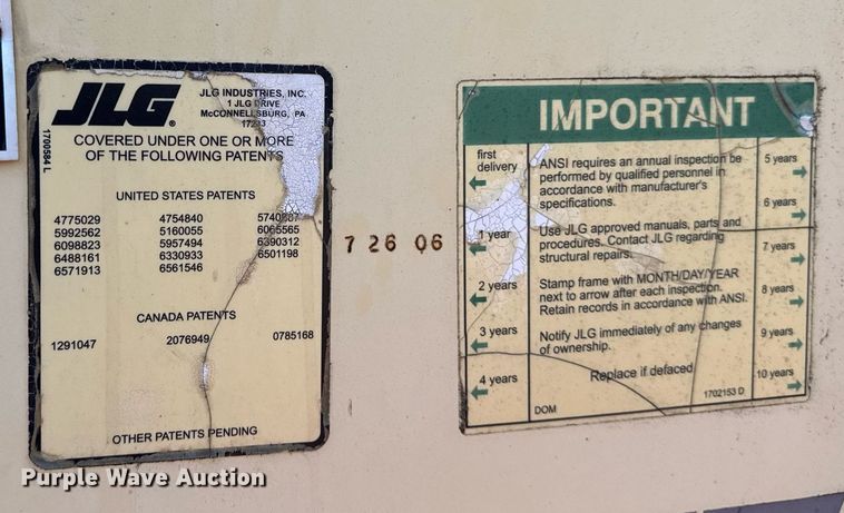 image for item DH9788 1999 JLG 80HX boom lift