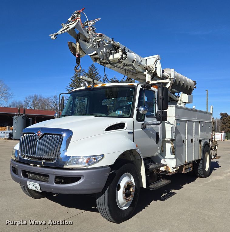 image for item DH9794 2008 International 4300 SBA 4X2 digger derrick truck