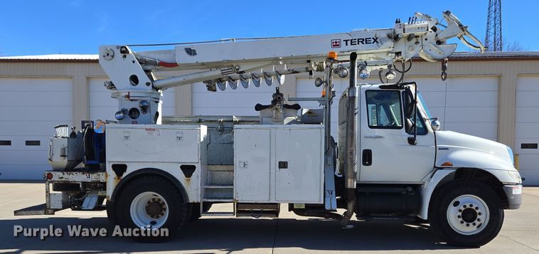 image for item DH9794 2008 International 4300 SBA 4X2 digger derrick truck