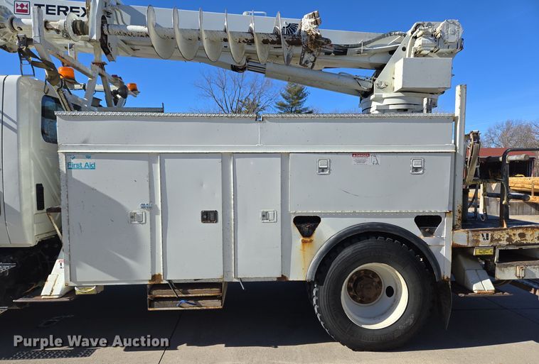 image for item DH9794 2008 International 4300 SBA 4X2 digger derrick truck